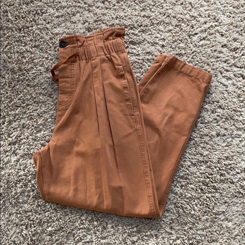 Cute pants!